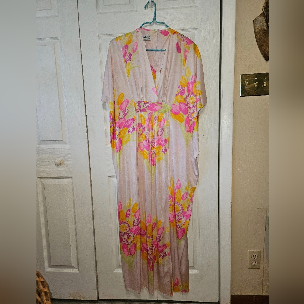 Vintage Butterfield kaftan